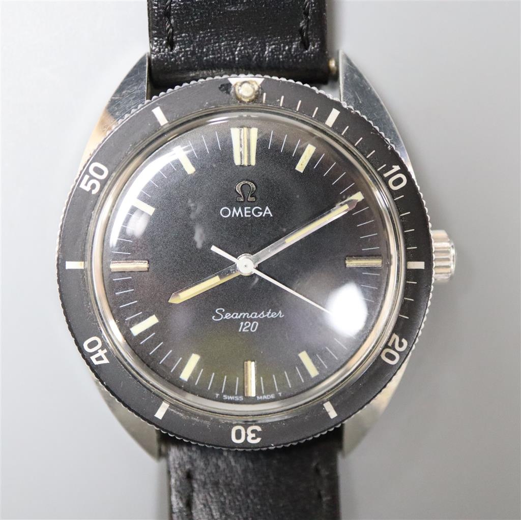 A gentlemans 1960s? stainless steel Omega Seamaster 120 manual wind black dial wrist watch,